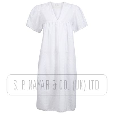 WHITE EMBROIDERED NIGHTDRESS.